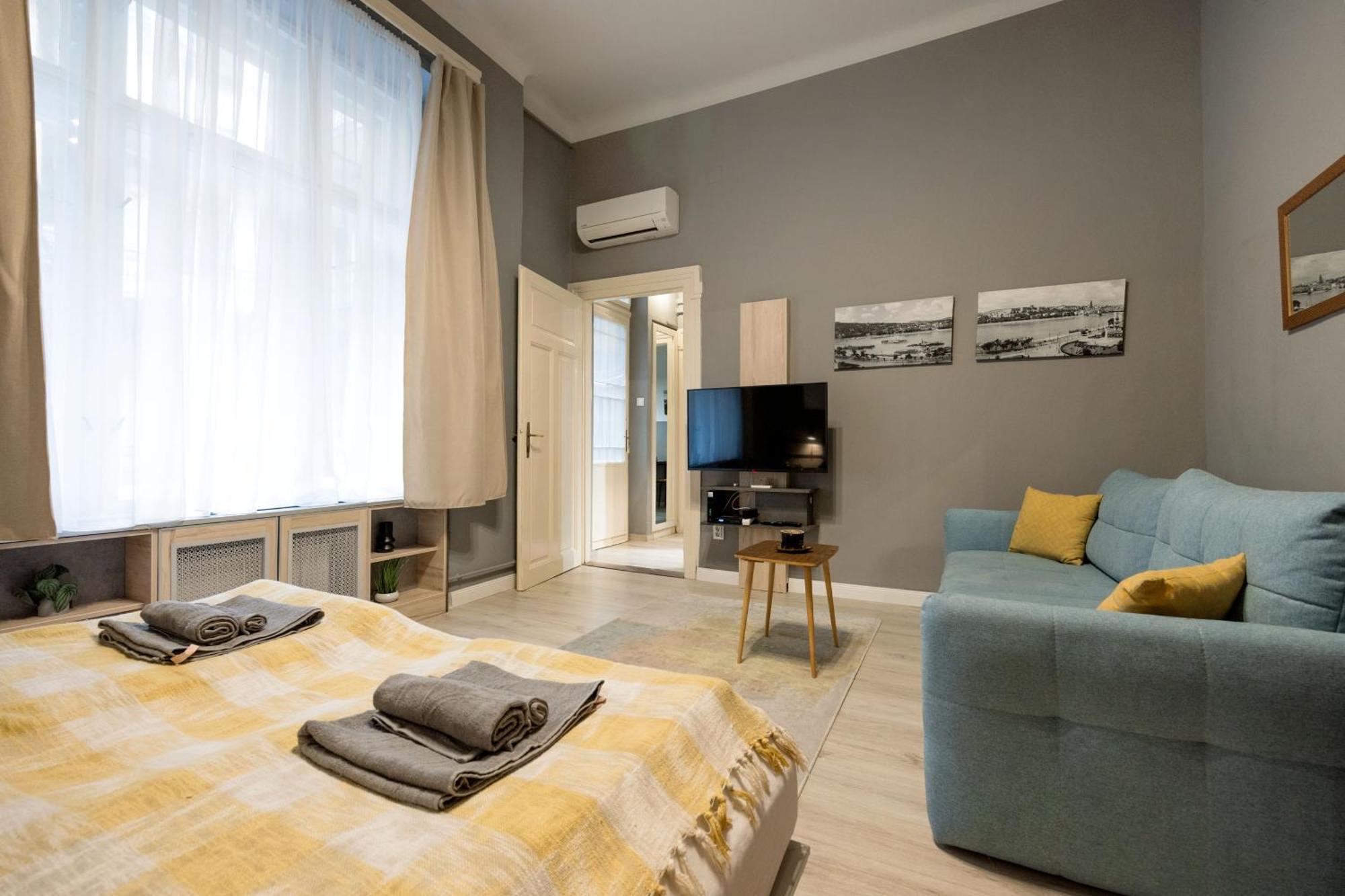 Apartamento Urban Tranquillity By The Main Shopping Street Budapest Exterior foto
